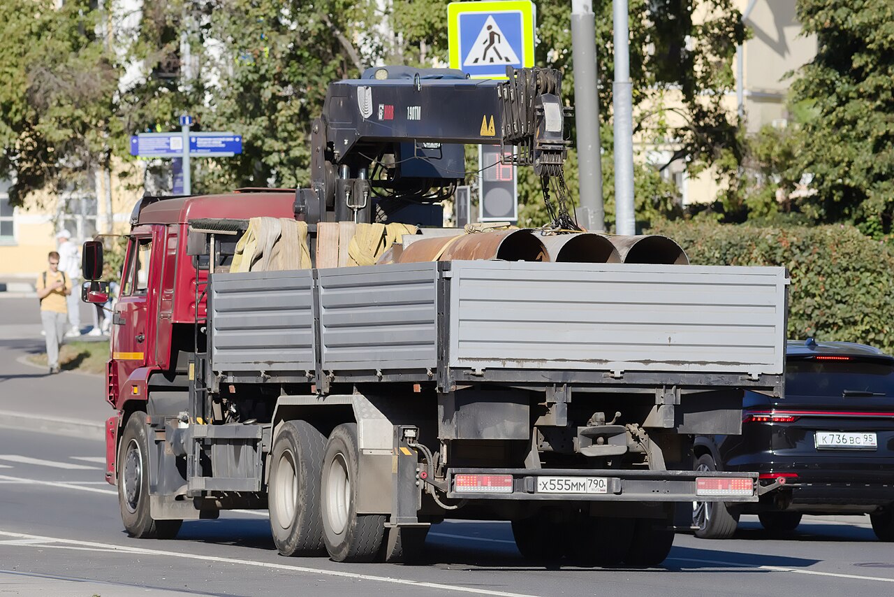 Boom Trucks (HIAB)